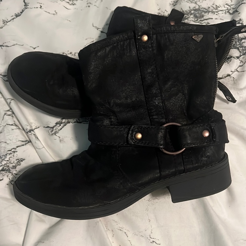 Womens roxy boots 7.5